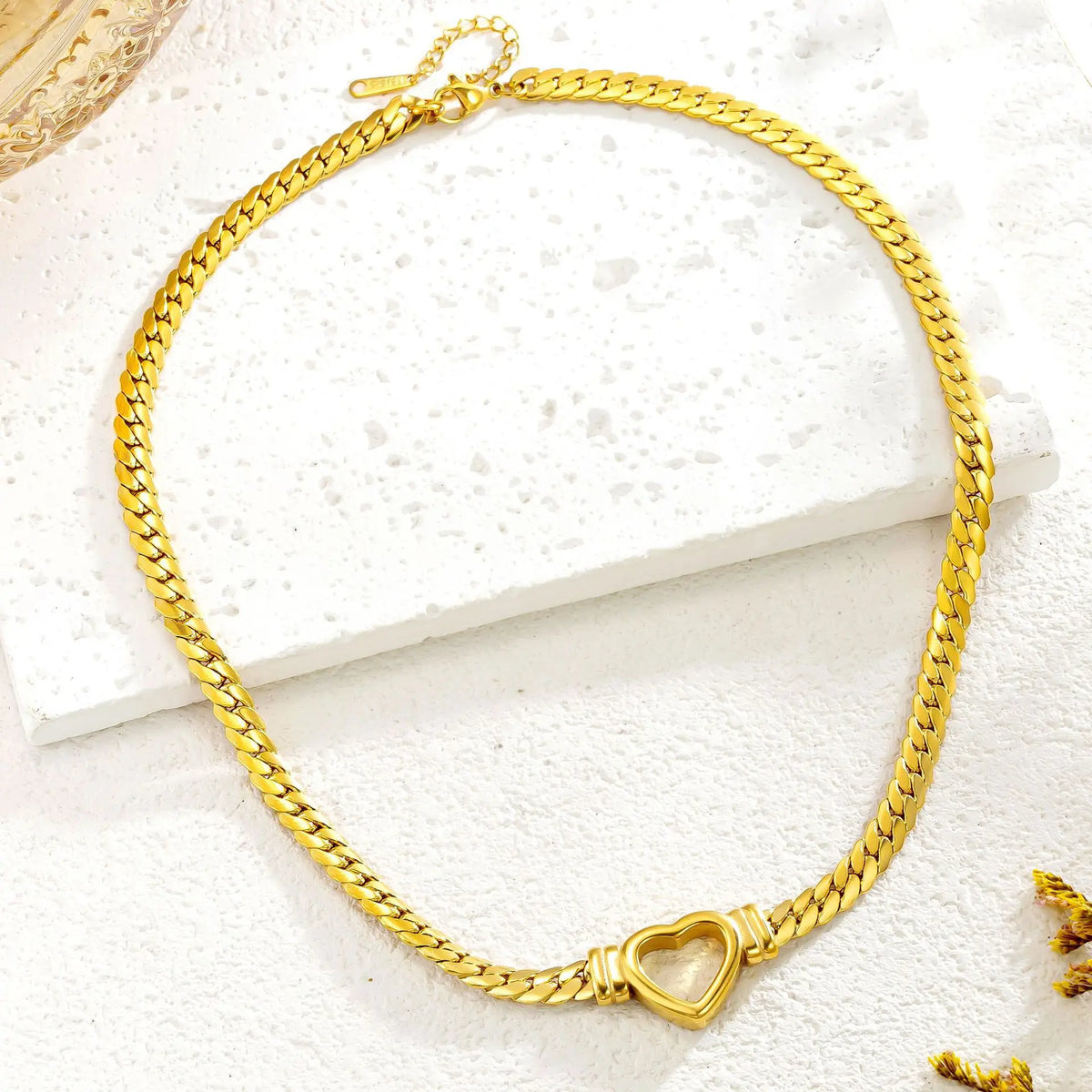 Gold Plated Heart Clasp Hollow Love Necklace for Women